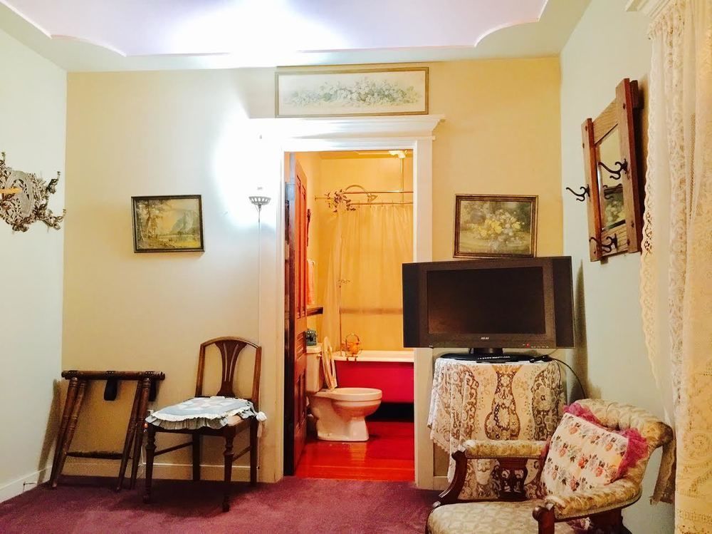 جيمستاون The Palm Hotel المظهر الخارجي الصورة